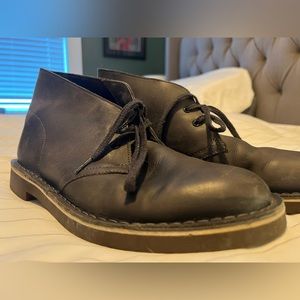 Clarks boot in rare grey. Size 7.5